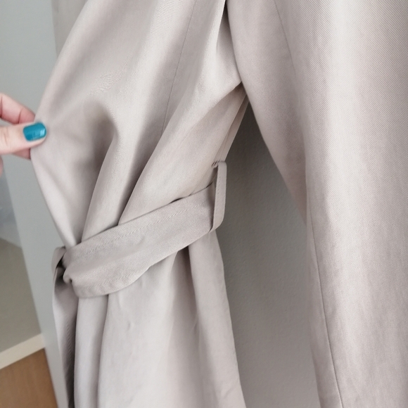 Club Monaco Hanne Wrap Trench Coat 100% Lyocell Lightweight Self Tie Large - Picture 9 of 17